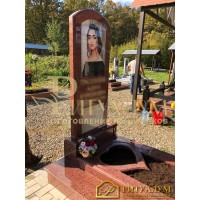 Памятник для молодой девушки в Донецке