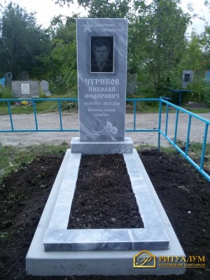 Памятник из мрамора - Прямой